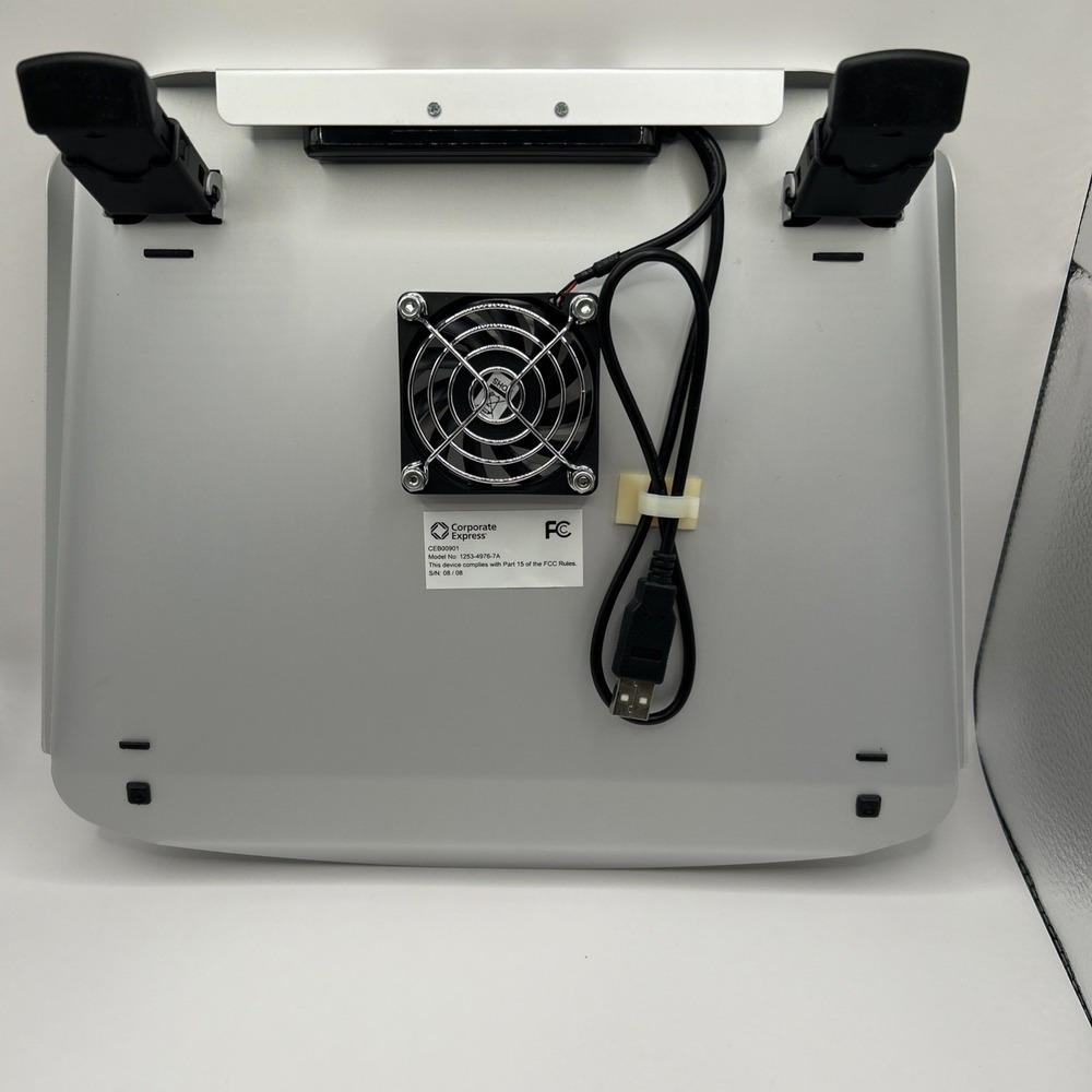 Corporate Express Cooling Stand With Hub‎ - Picture 3 of 6
